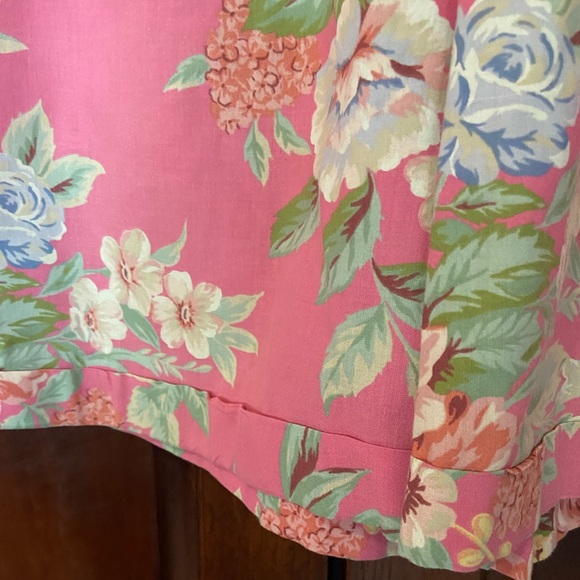 Lauren Ralph Lauren Floral Shorts - Picture 2 of 5
